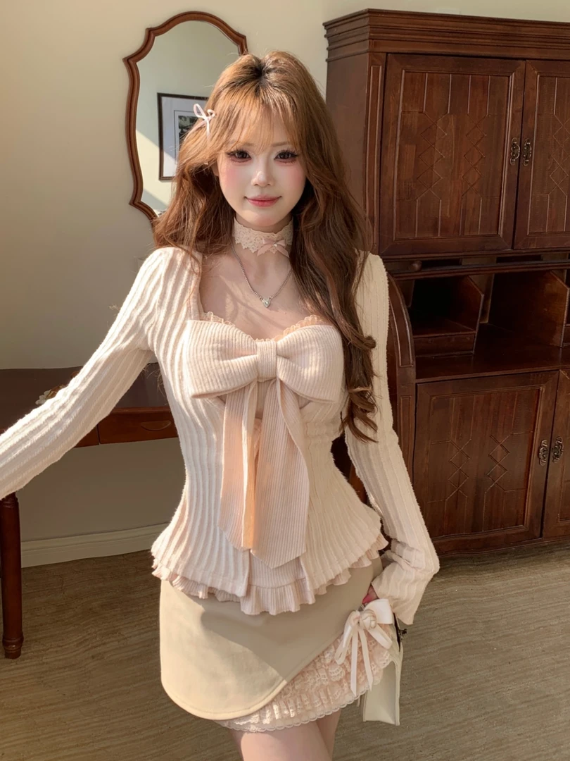 越韩小鱼 樱岛之恋 法式收腰纯欲少女针织上衣高腰半裙两件套装女