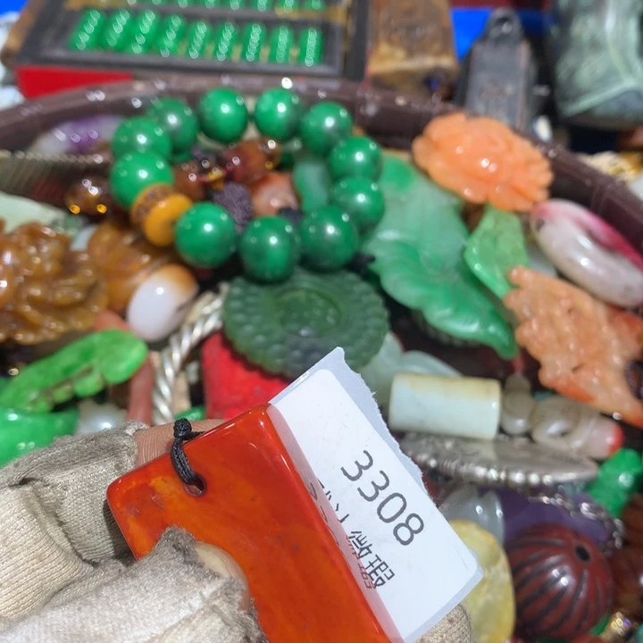 月***日龙脊菩提吊坠3308