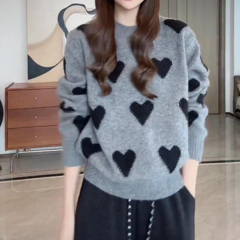 爱心提花灰色针织衫女秋冬季2025年新款圆领毛衣减龄百搭长袖上衣