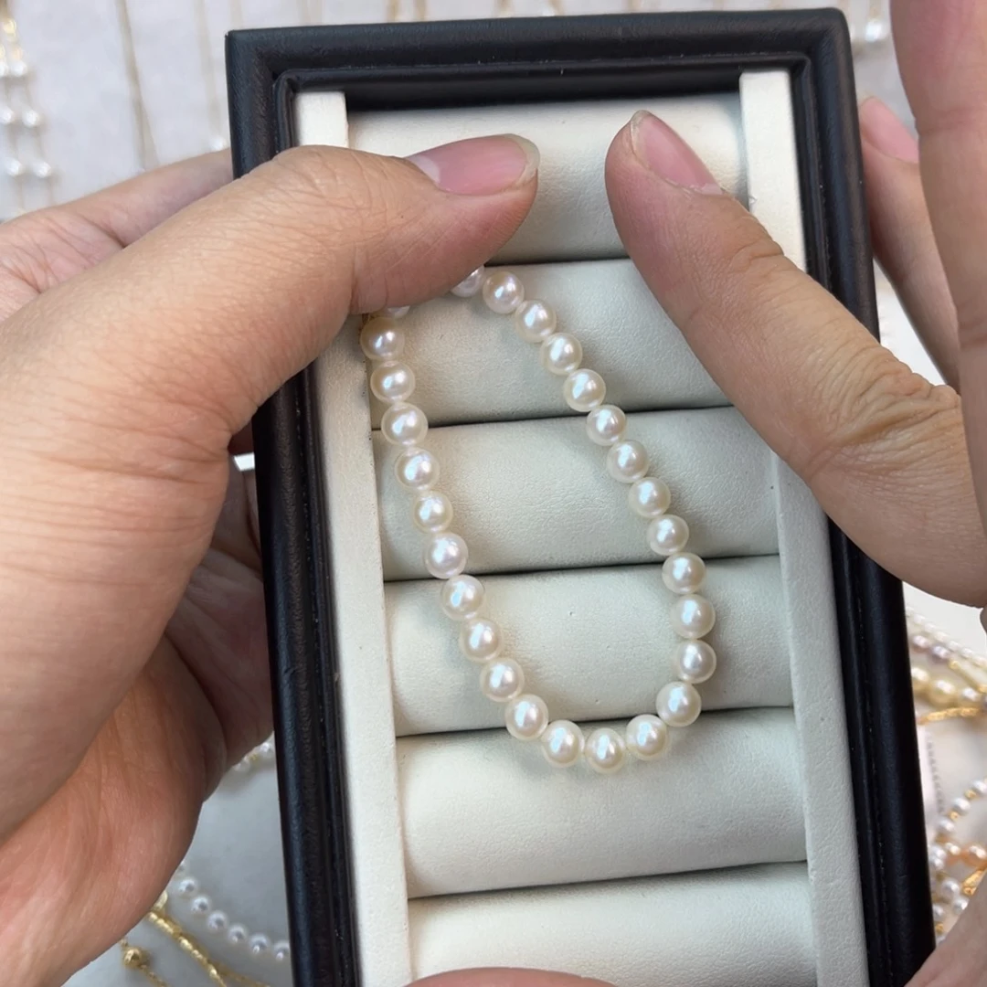 淡水珍珠手绳未镶嵌吴**?