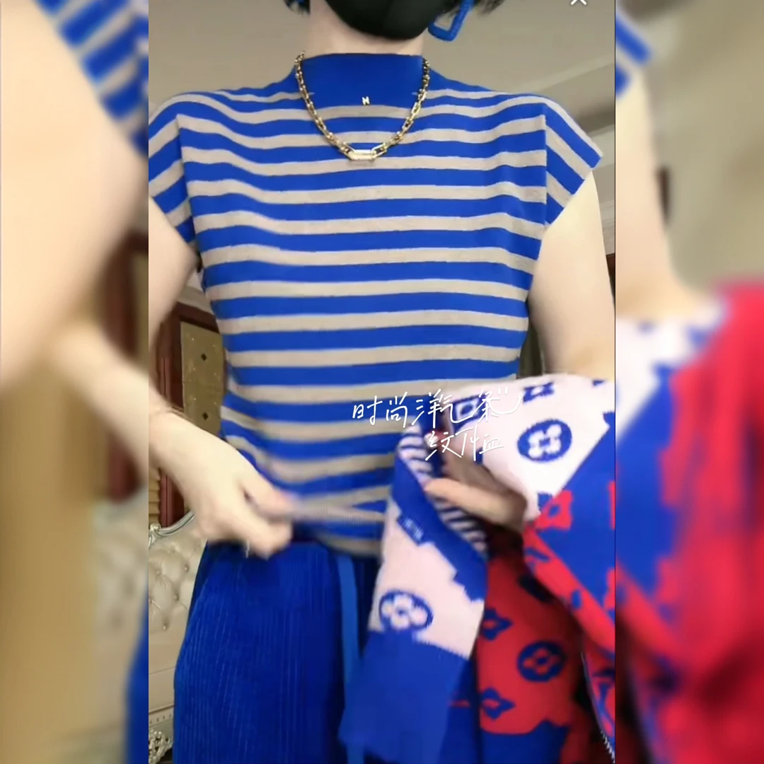 【条纹针织衫】夏上新时尚减龄克莱因蓝条纹立领小飞袖短袖上衣X153
