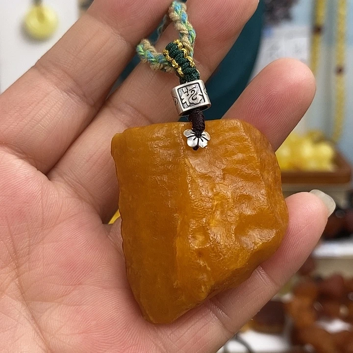 漫***路未镶嵌蜜蜡裸石吊坠