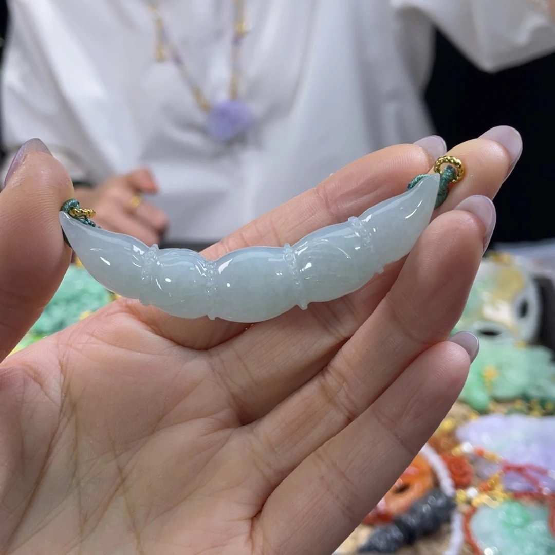 翡翠颈饰未镶嵌代编织