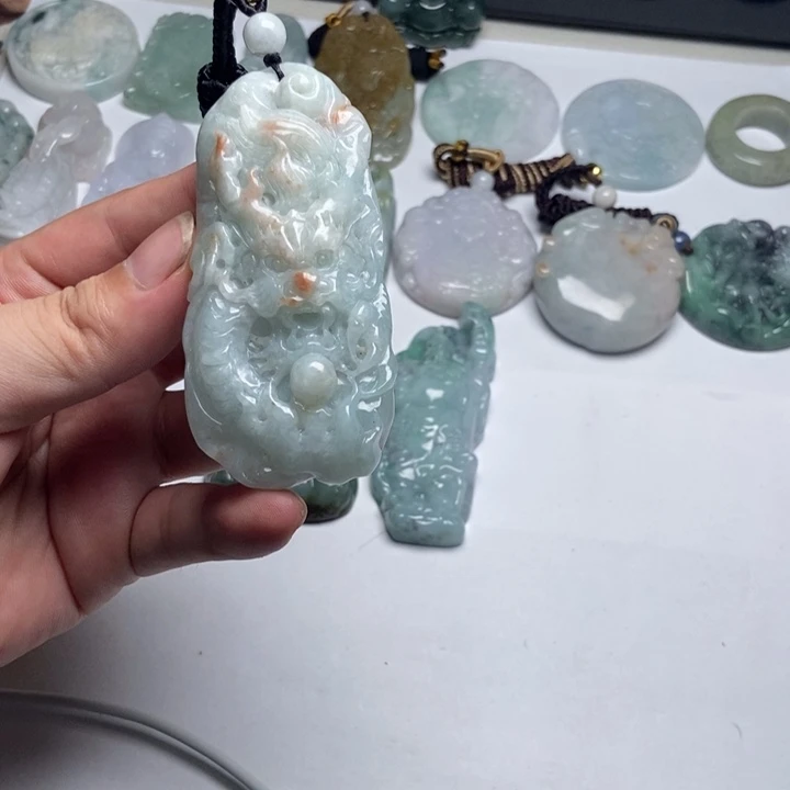 翡翠未镶嵌颈饰龙牌22