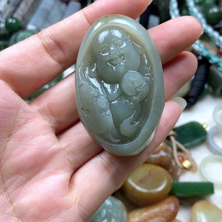 颈饰未镶嵌和田玉
