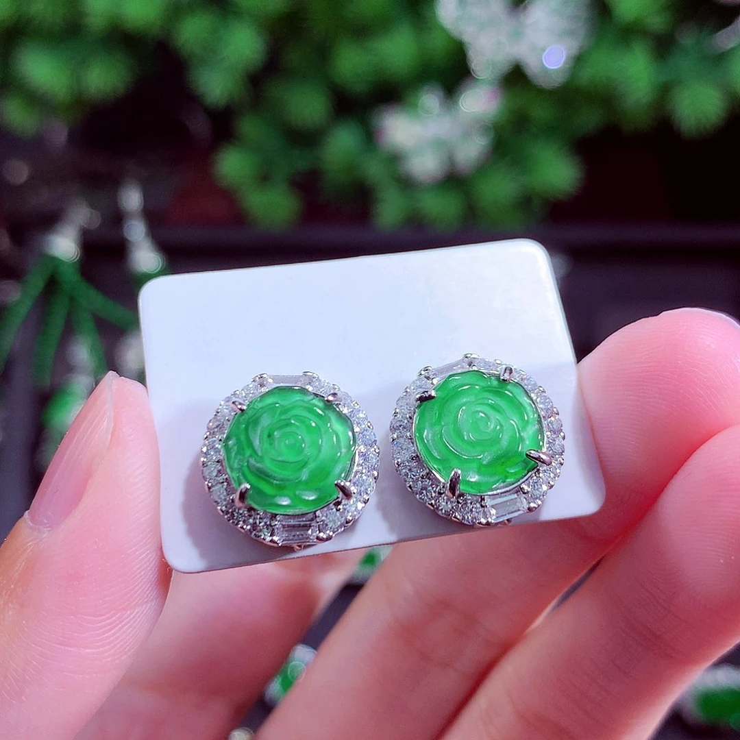 颈饰未镶嵌翡翠天然