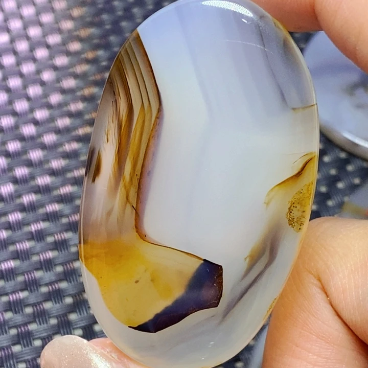 玛瑙/玉髓颈饰未镶嵌天**久