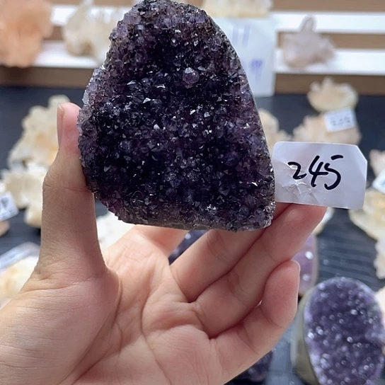未镶嵌大型摆件（非配饰）水晶