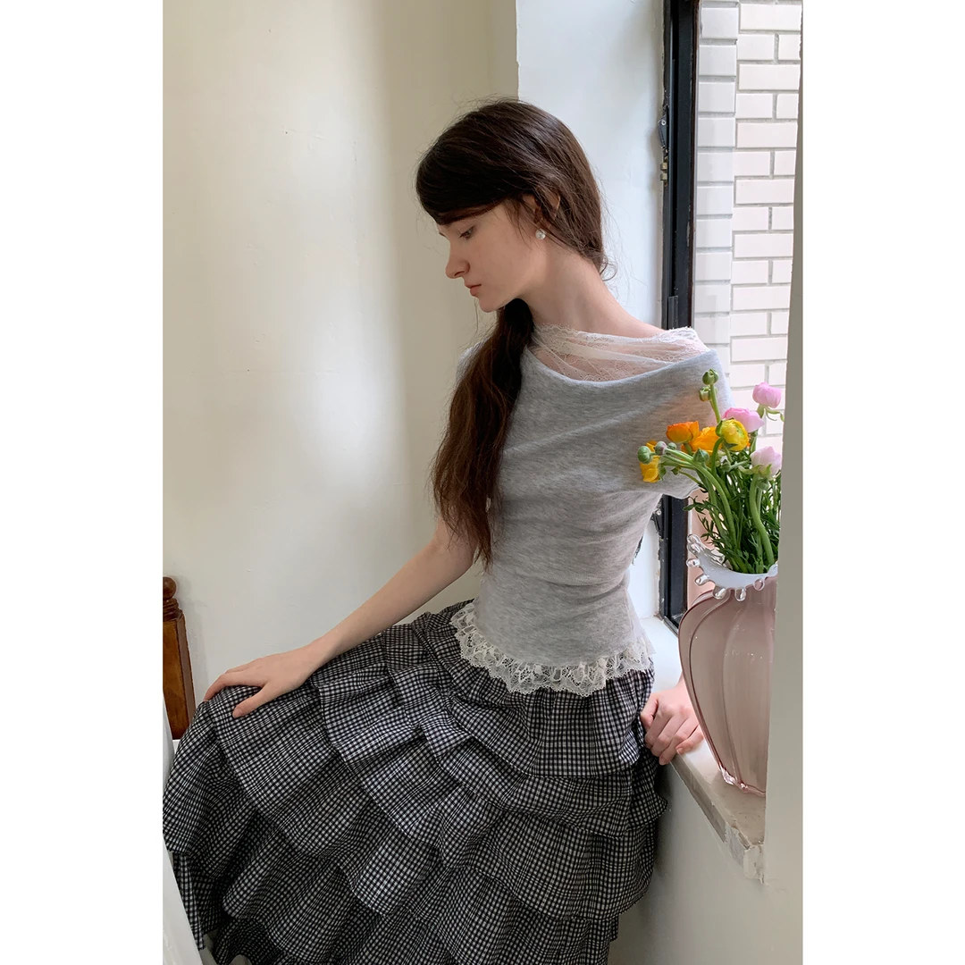 EGGKA “微透感”荡领拼蕾丝无袖针织上衣E25A8030AF