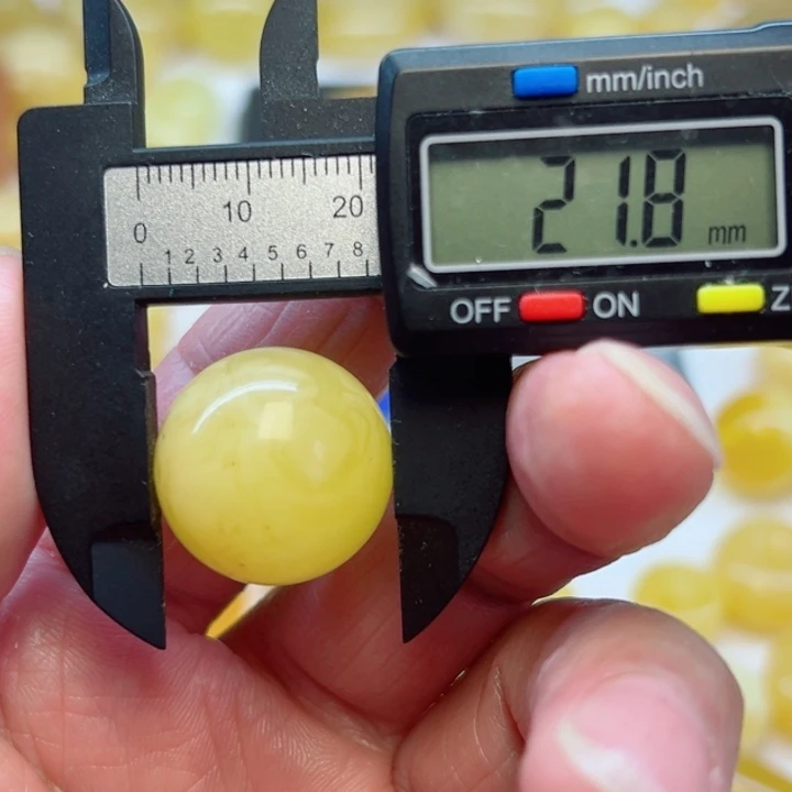 未镶嵌琥珀（矿物珀）裸石