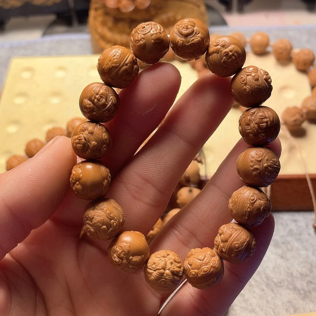 仙*猴头核桃雕刻童子横财神