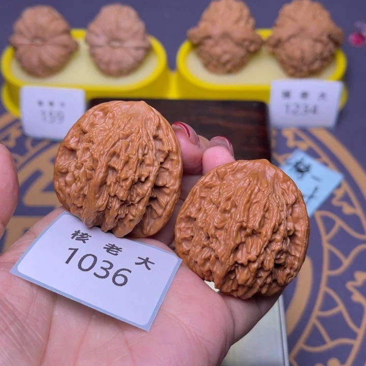 把件文玩核桃虎头42.1036