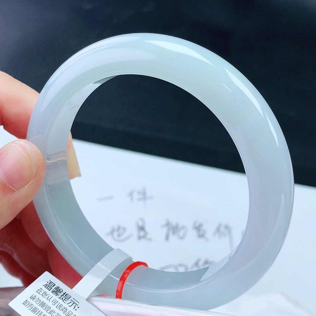 未镶嵌手镯翡翠63圈