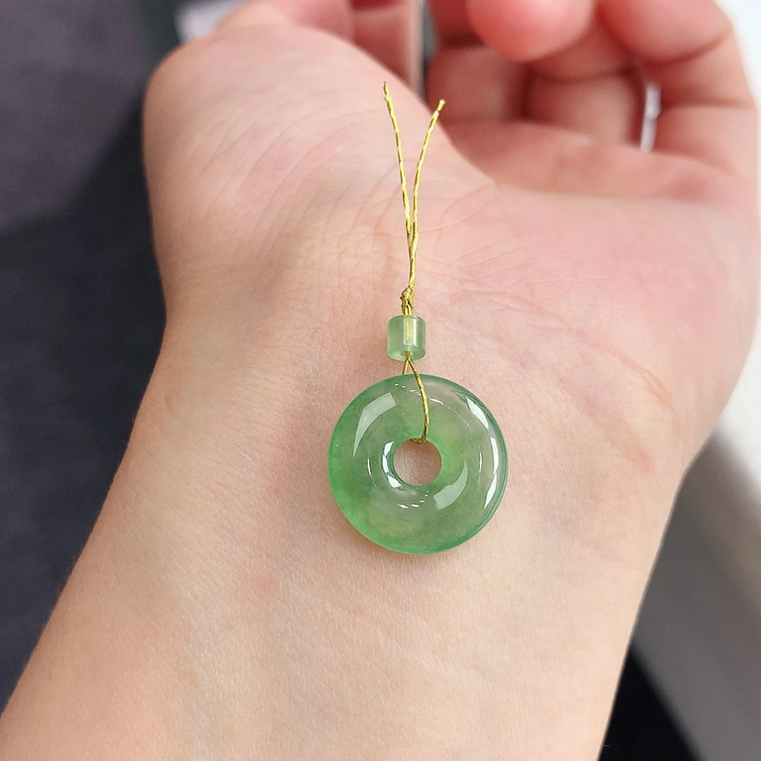 未镶嵌戒指翡翠甜甜圈