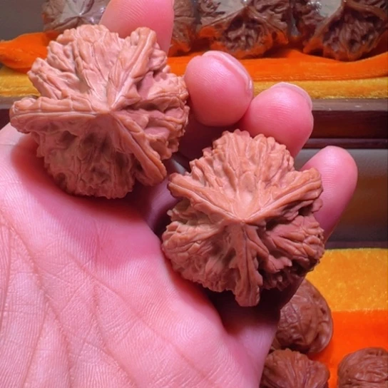 把件文玩核桃御龙筋球奔三棱全品