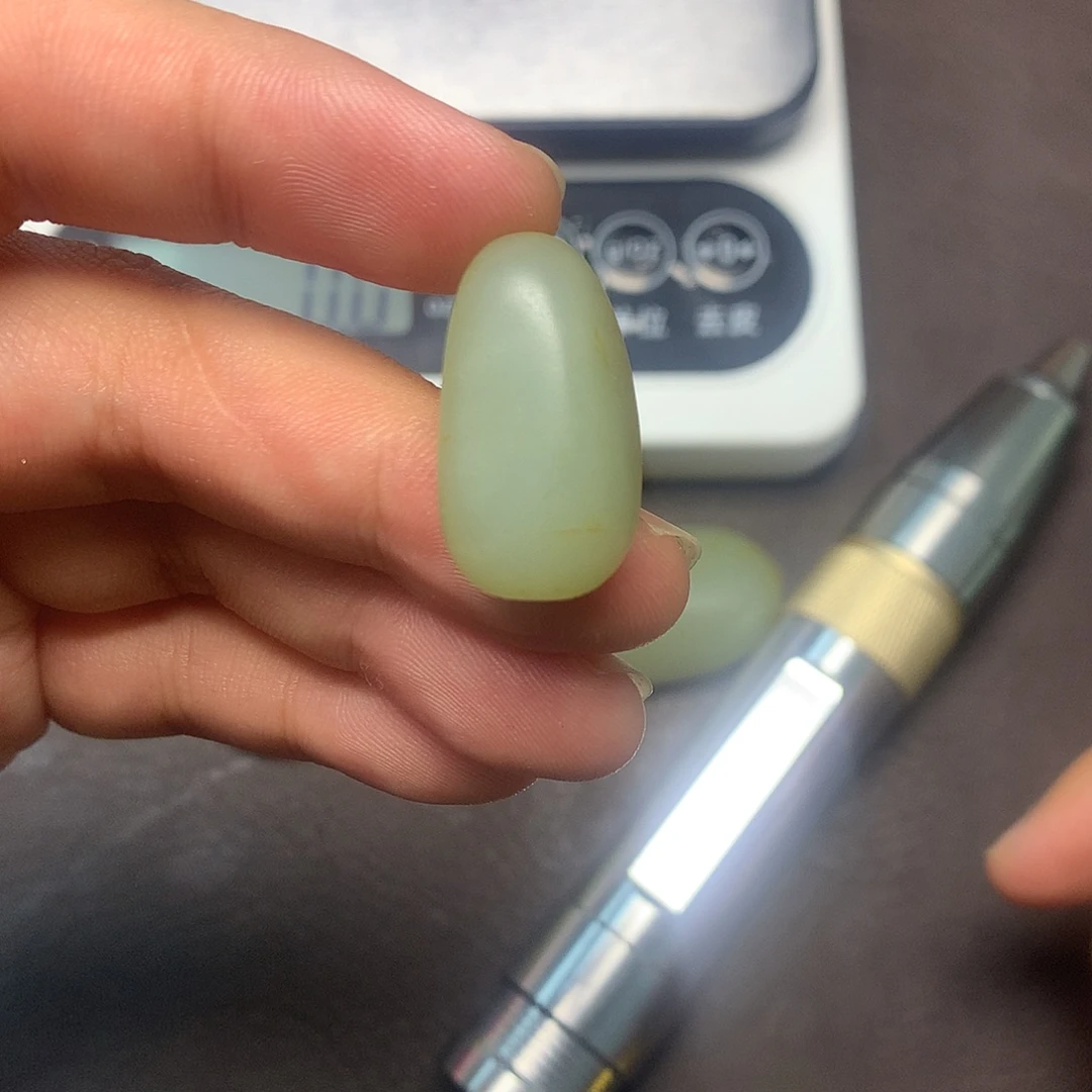 和田玉（糖玉）未镶嵌挂件