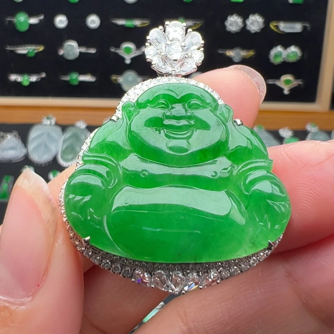 翡翠18K金镶嵌颈饰佛