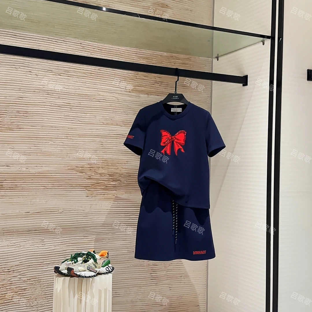 【宠粉价】时尚圆领宽松卡通蝴蝶结印花短袖时尚套装群JC-A3660