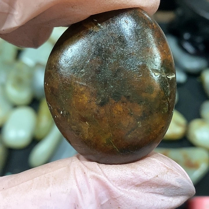 未镶嵌和田玉（糖玉）挂件