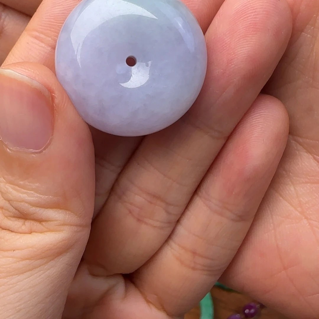 翡翠未镶嵌颈饰闪购