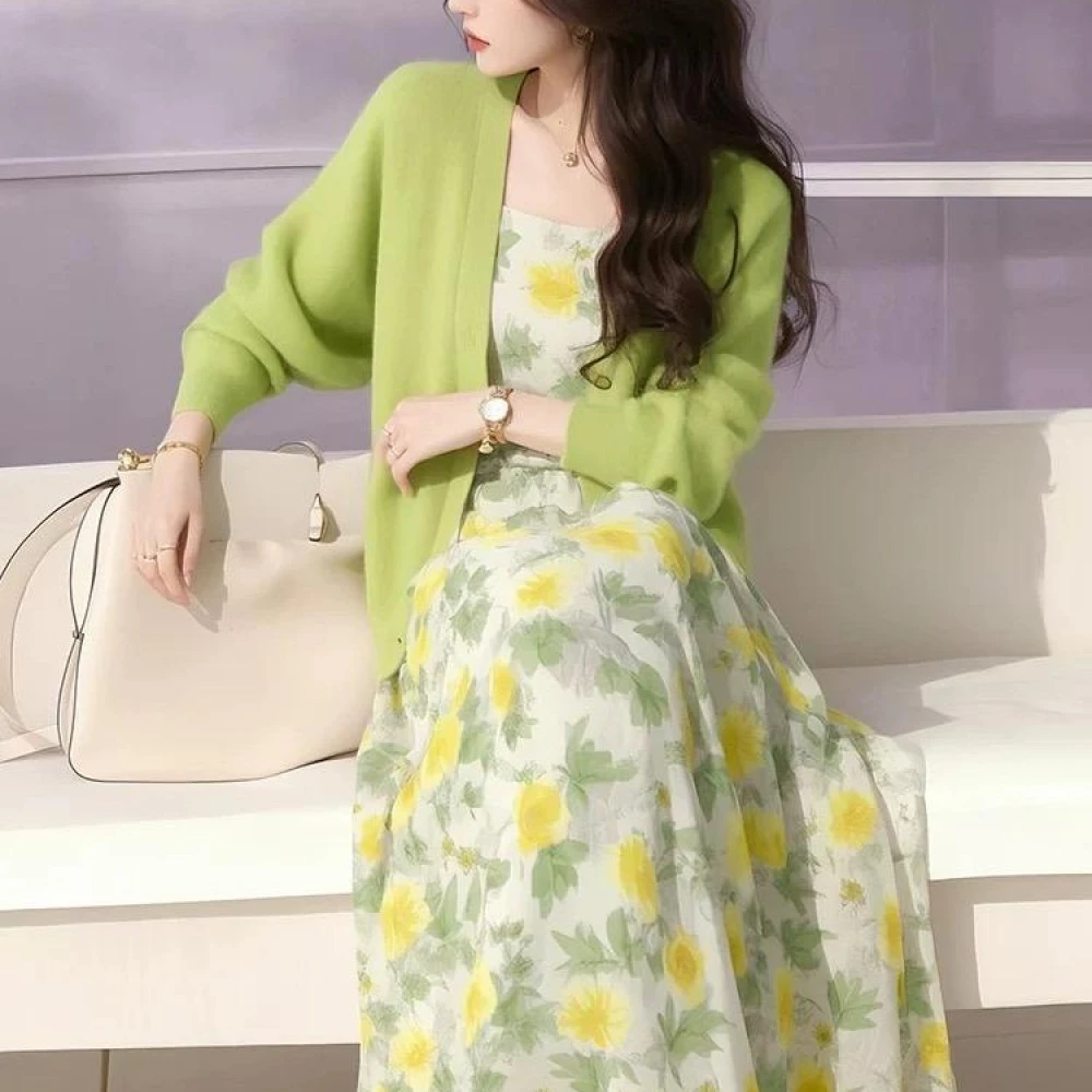 2025春季新款韩系穿搭高级感绿色开衫上衣碎花连衣裙显瘦两件套女