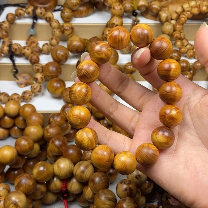 墨***柏木（崖柏）1.5龙胆