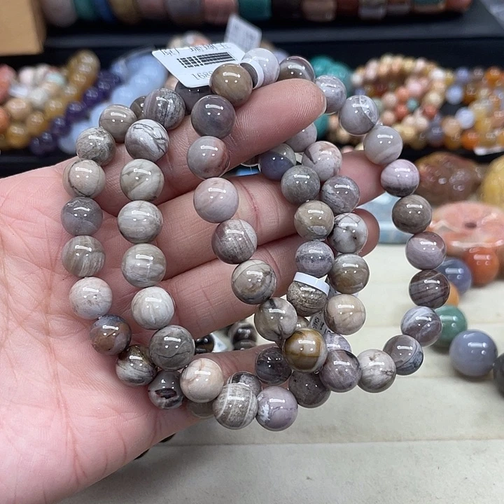 未镶嵌手串硅化珊瑚（珊瑚玉）162