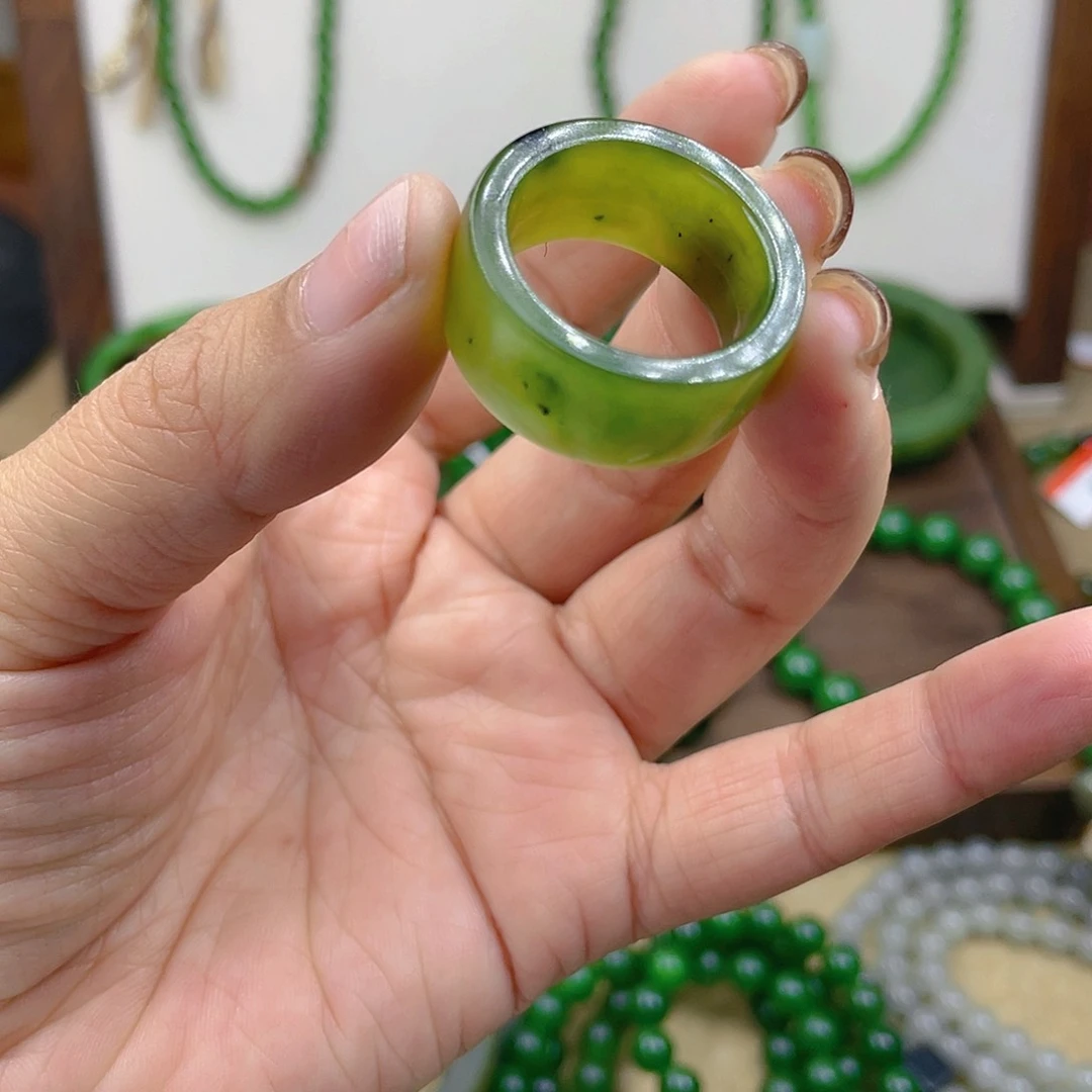 未镶嵌戒指和田玉19.5