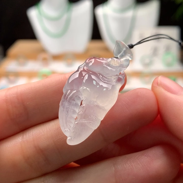 翡翠未镶嵌颈饰天然缅甸A货翡翠