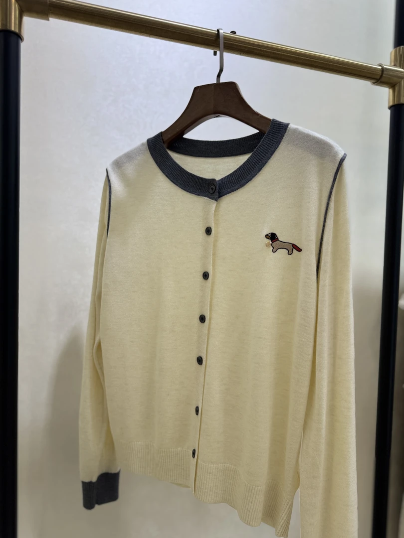 福利价春装新款针织衫