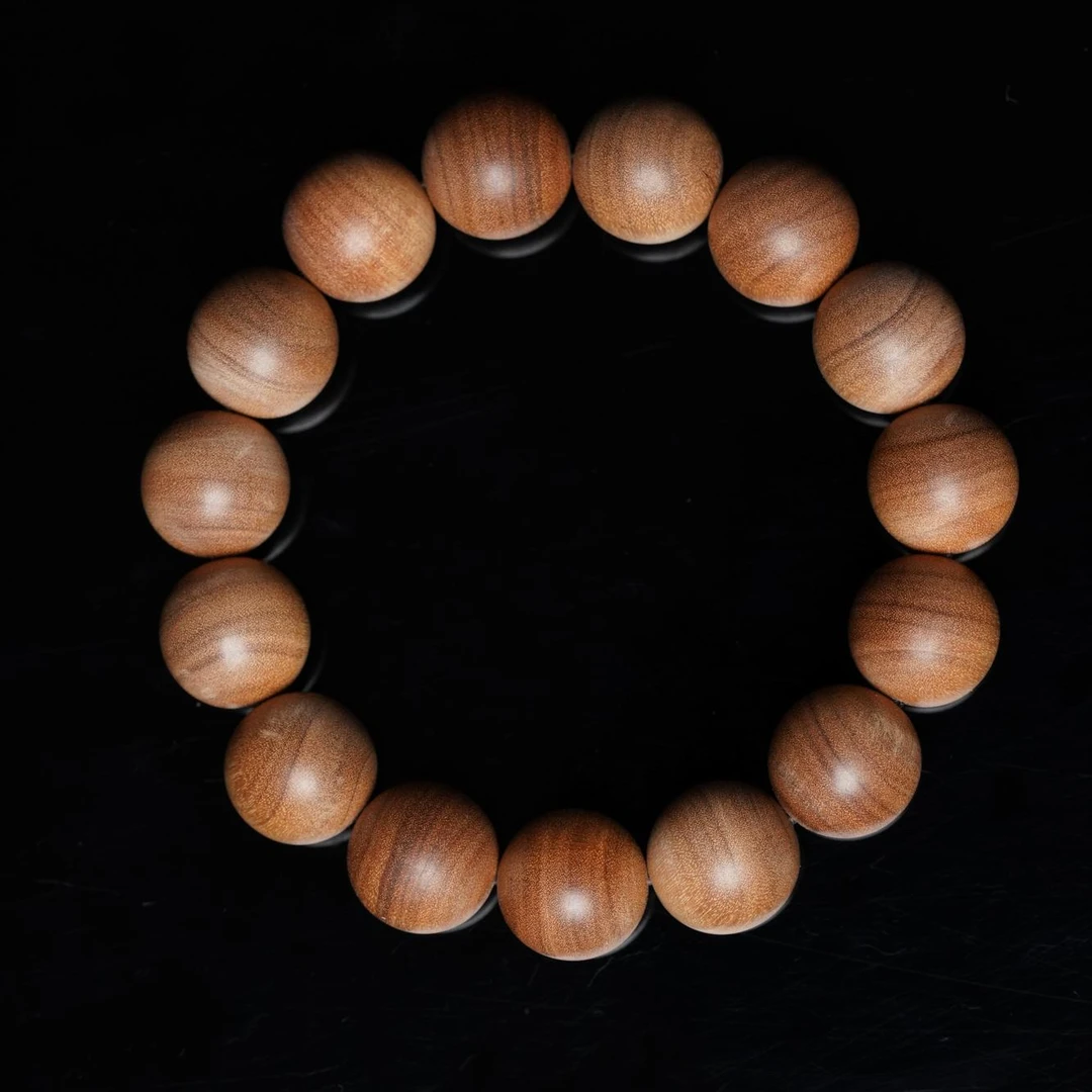 1、印度老山檀香横纹手串【率真沉香三拍卖】