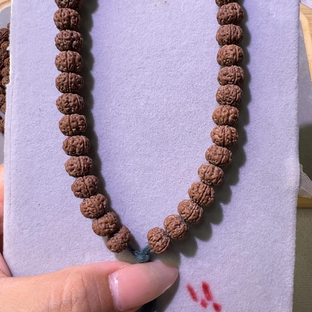 M***o金刚菩提吊坠老树王手持9