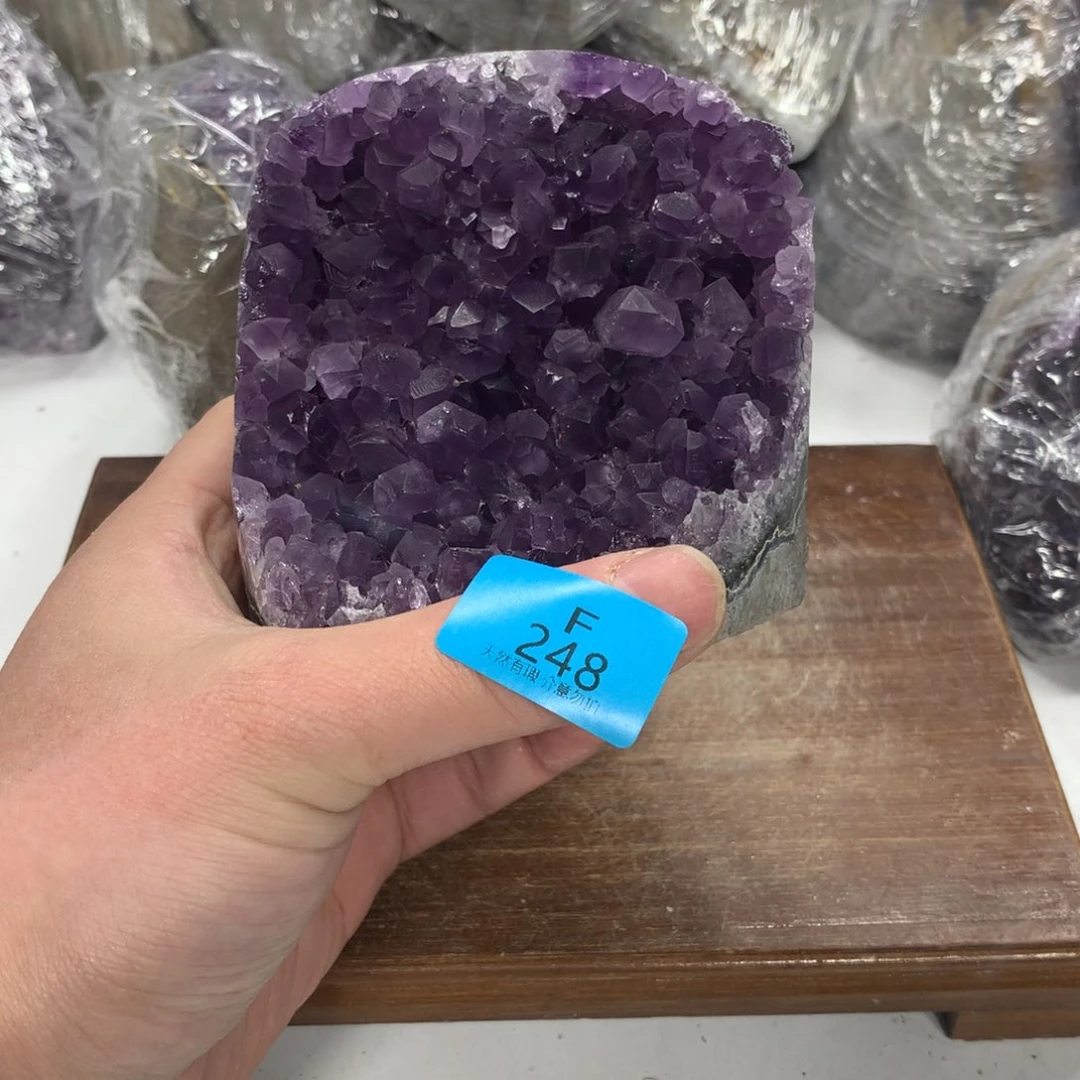 紫晶大型摆件（非配饰）未镶嵌
