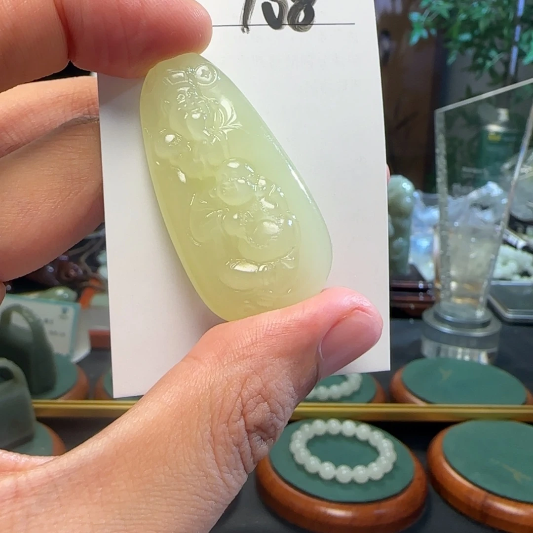 颈饰未镶嵌和田玉