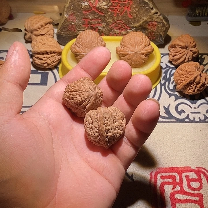 '****全品没修红玛瑙一对