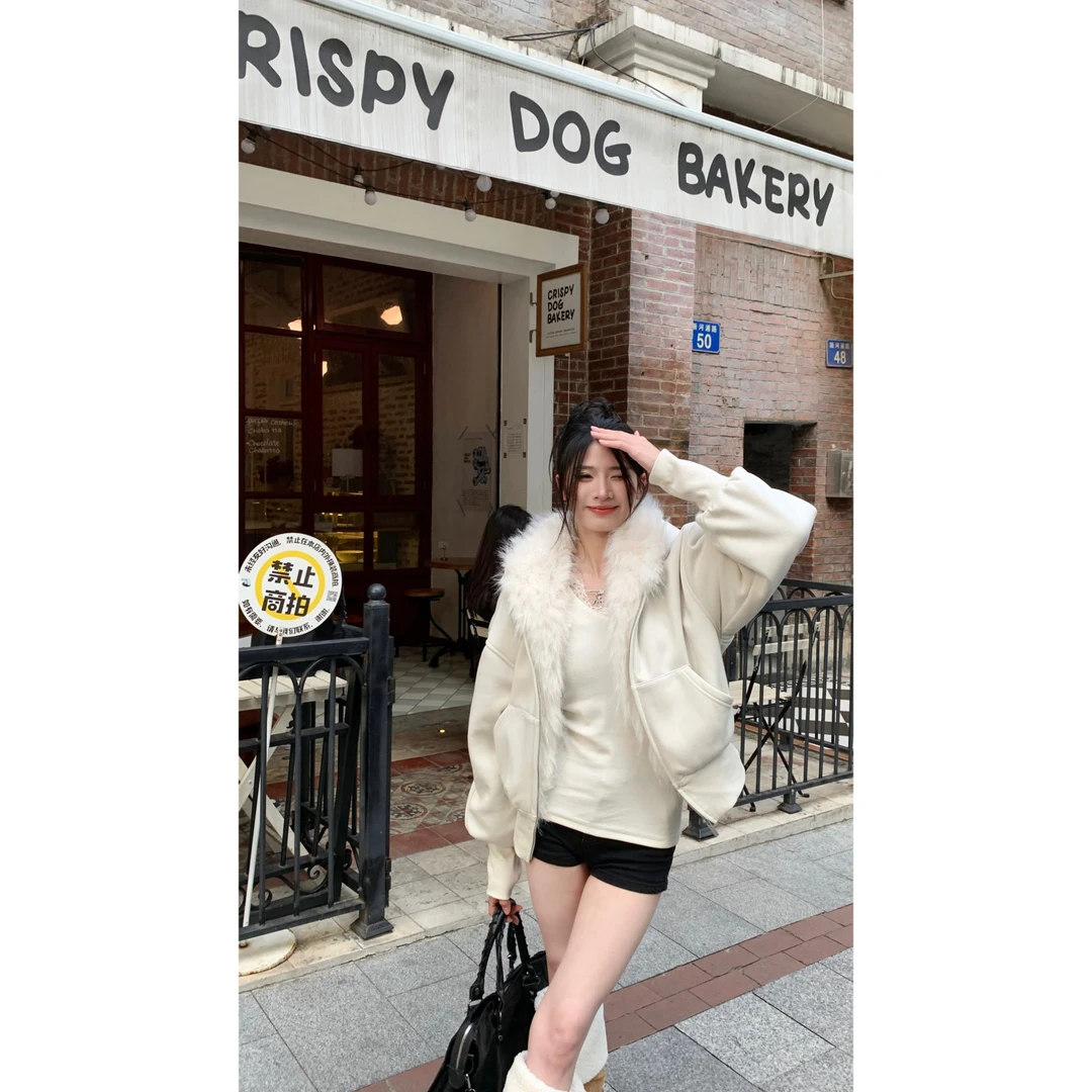 2428390冬季拉链刺绣短外套设计感秋冬短款加厚ol上衣宽松ins慵懒