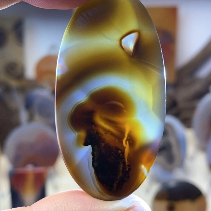 玛瑙/玉髓颈饰未镶嵌