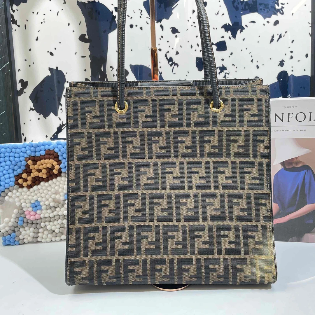 95新  小野专属/95新/芬迪/单肩包/DJ8335