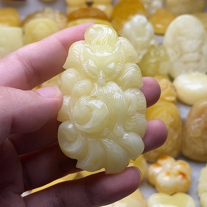 琥珀颈饰未镶嵌琥珀蜜蜡吊坠