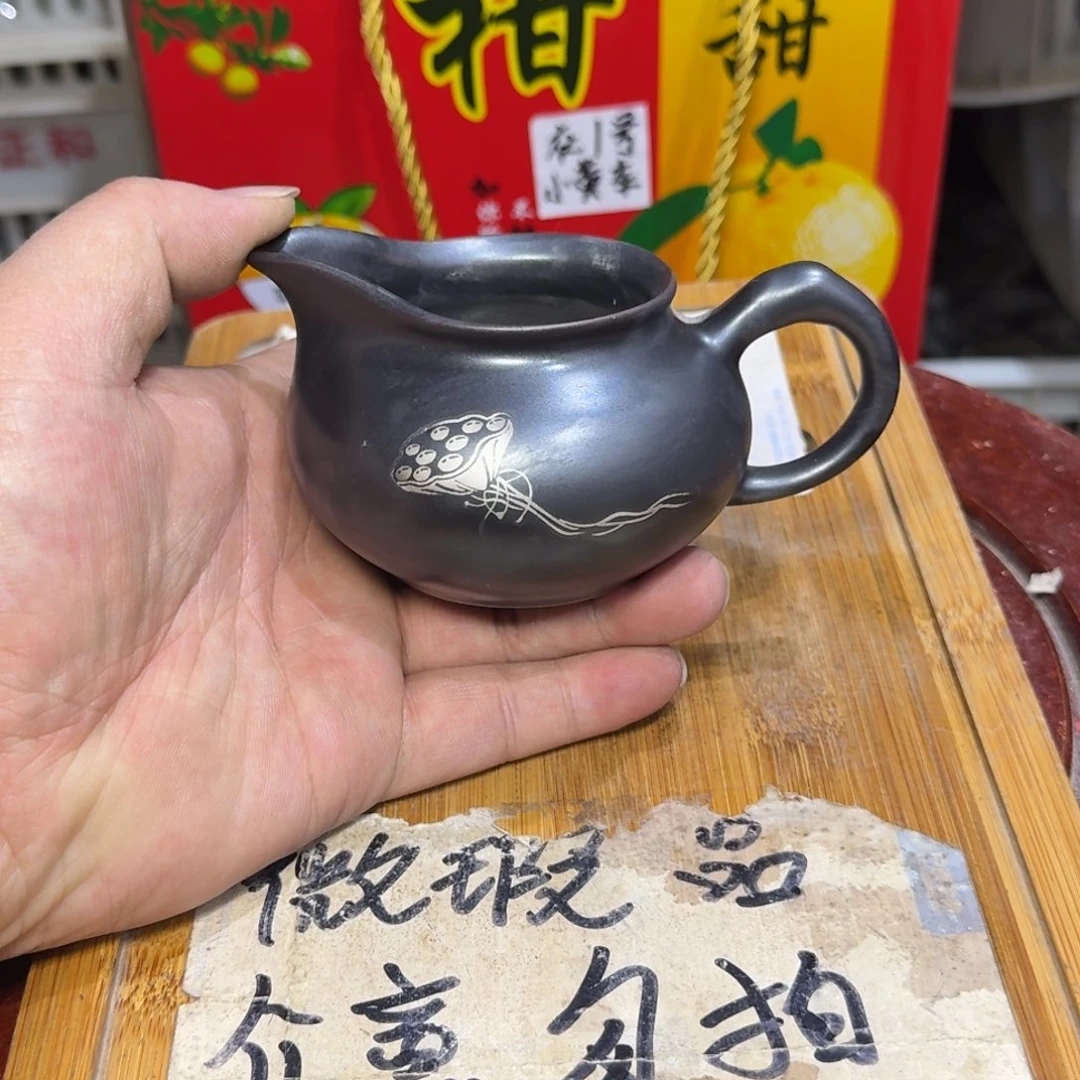 微瑕疵介意勿拍陶瓷器皿W083