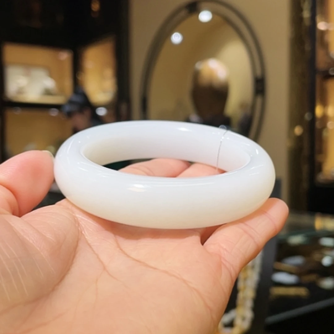 【闪购商品】和田玉手镯未镶嵌57.5#83.6g