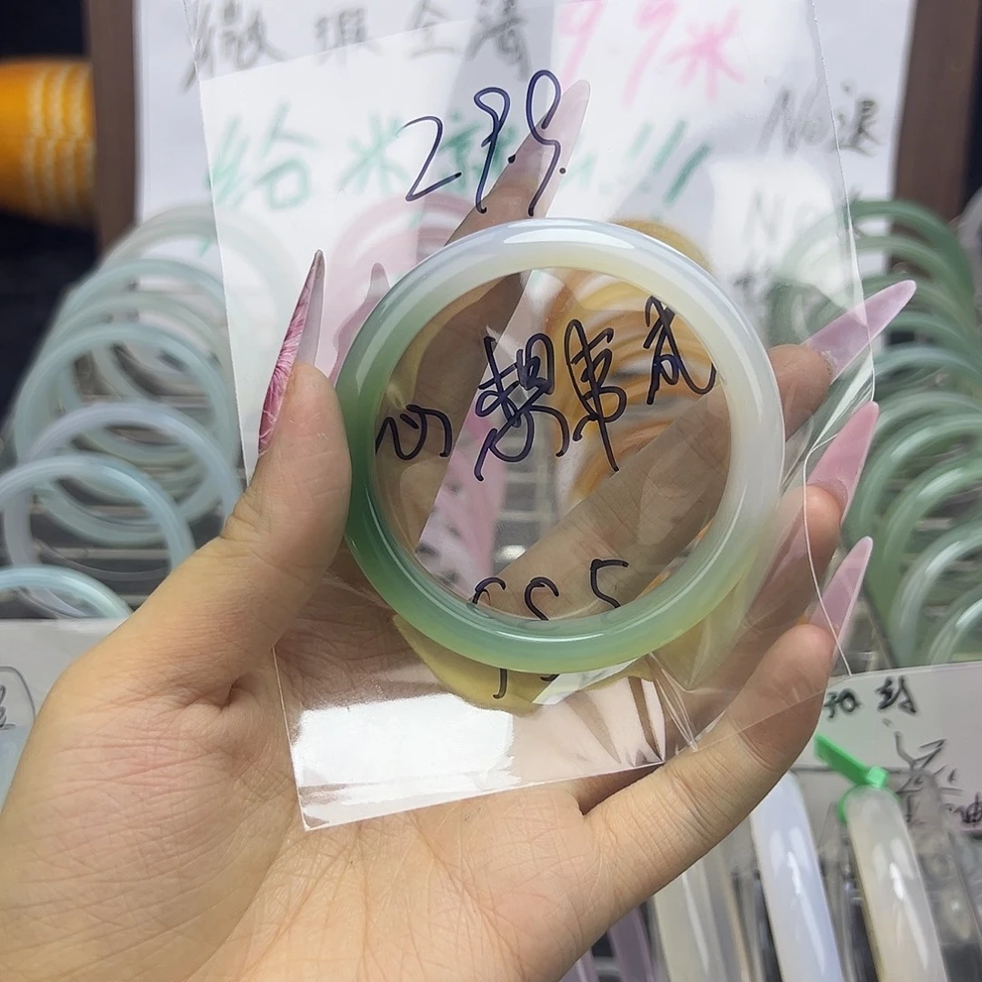 *****玛瑙/玉髓未镶嵌手镯