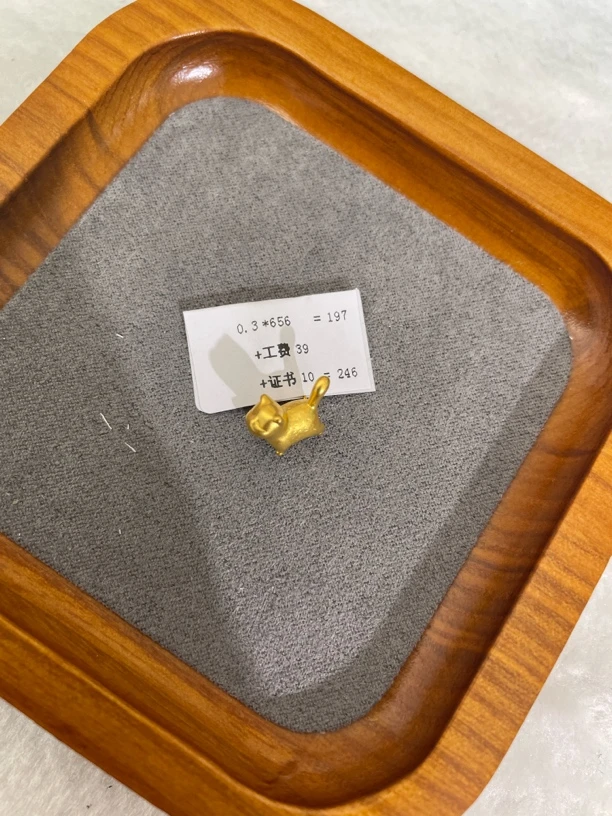 F13030足金999通孔傲娇猫【主图有克重】