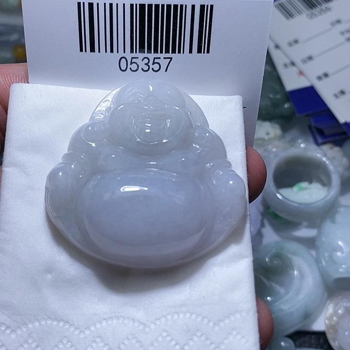 翡翠未镶嵌颈饰是