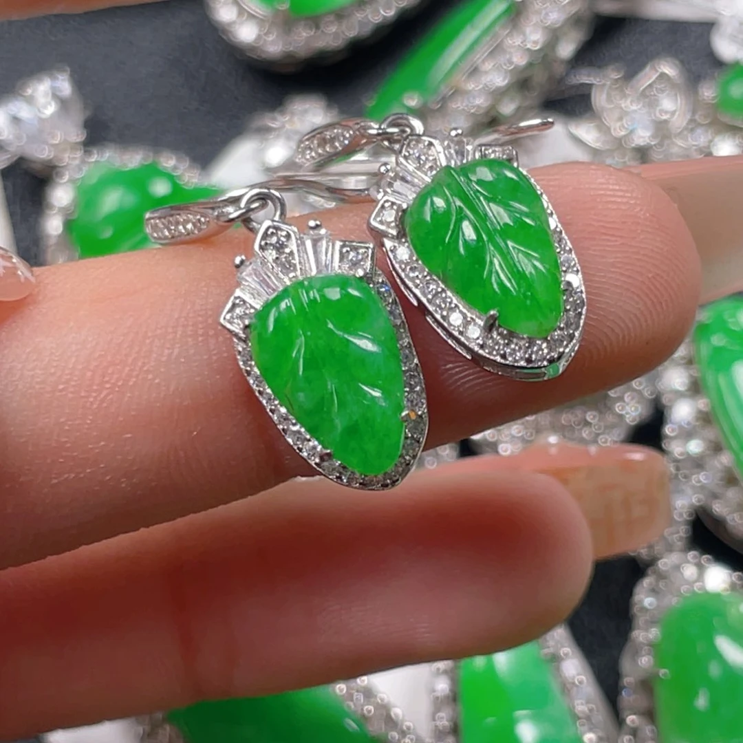 翡翠挂件银S925镶嵌翡翠