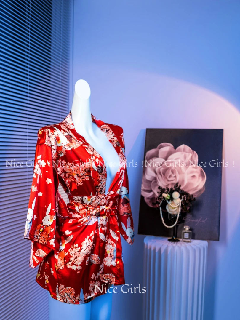 【樱花舞】可爱俏皮深V日系印花薄款和服