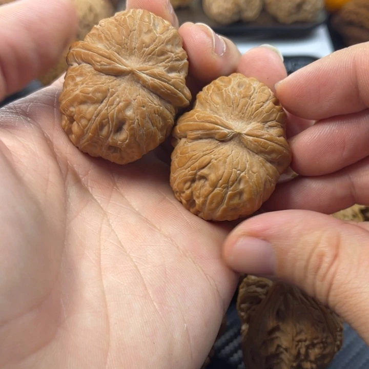 文玩核桃把件44平谷元宝