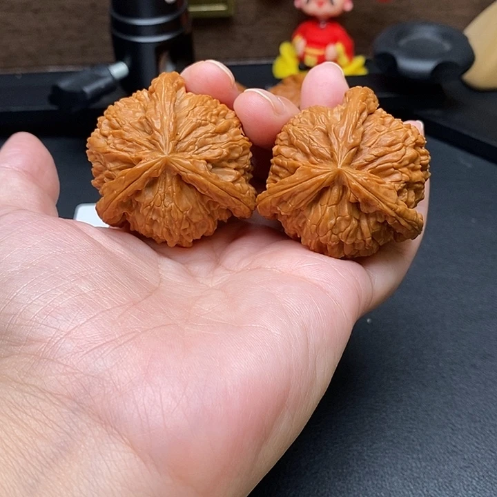 王***洪把件文玩核桃白奔