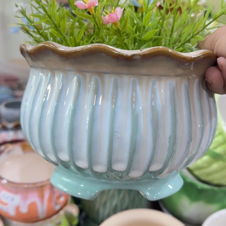 凑9块包邮，有孔，陶瓷花盆