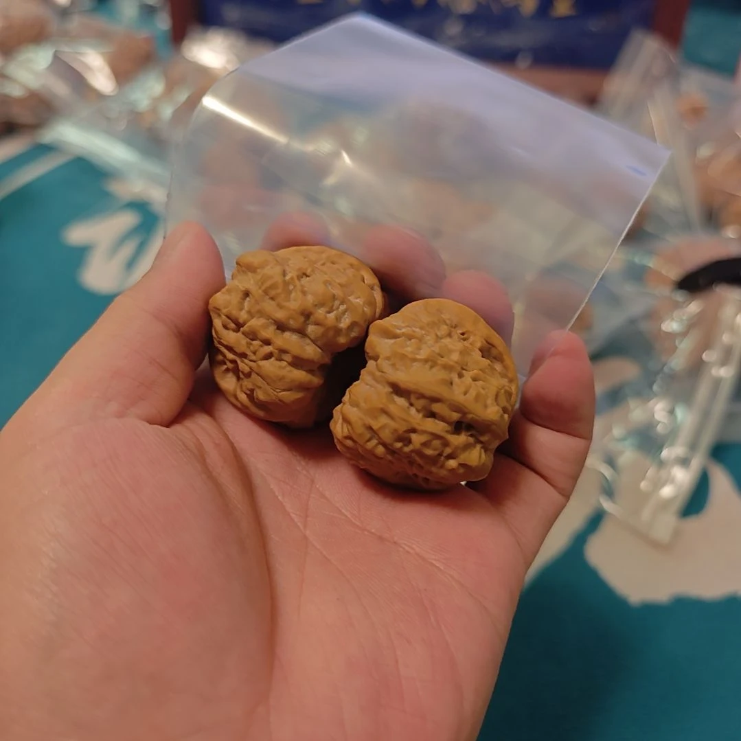 十***?文玩核桃蛤蟆头三八加